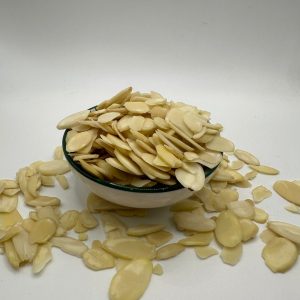 שקד פרוס (9 ש"ח מחיר ל 100 גרם)